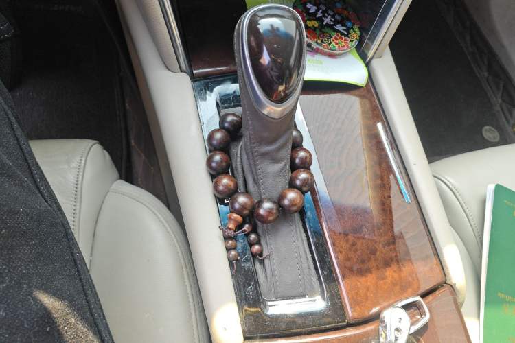 Used Cadillac XTS 2015 28T Elite Model Gear Lever