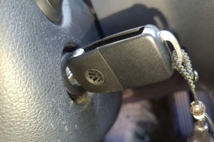 Used Volkswagen Tiguan 2016 280TSI Automatic Two-Wheel-Drive Silk Road Style Edition Vehicle Key