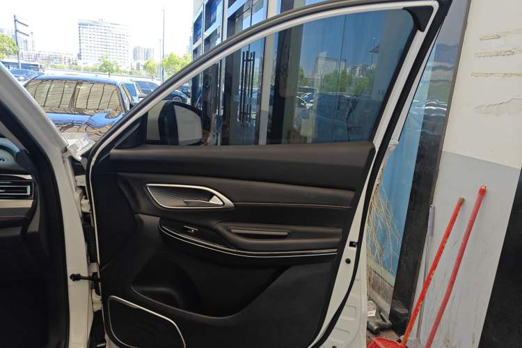 Used Changan X7 PLUS 2024 1.5T Automatic Luxury 7-Seater