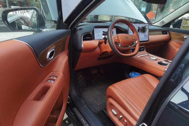 Used GAC Trumpchi S9 2025 Model Qiankun Ultra 6-Seater