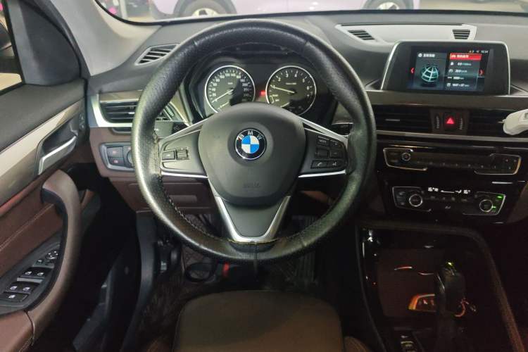 Used BMW X1 2018 sDrive18Li Luxury Model
