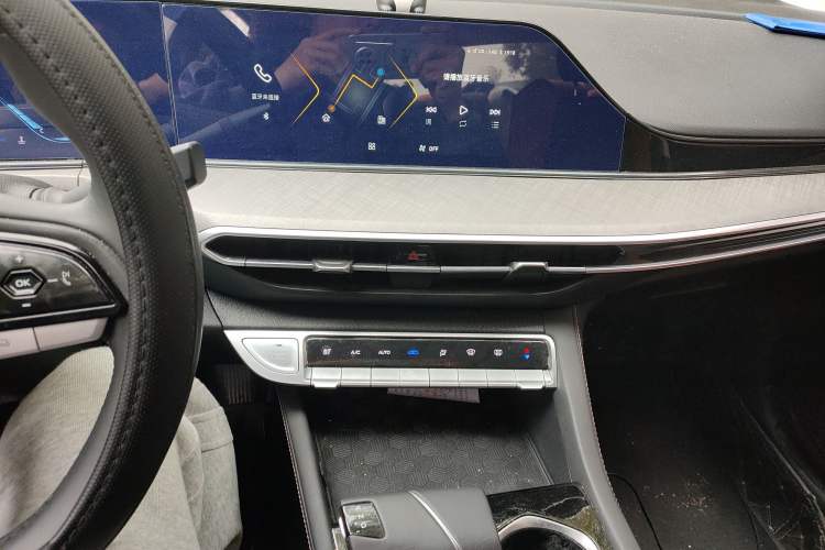 Used Changan Eado 2024 PLUS Blue Whale NE 1.4T GDI DCT High-Energy Edition