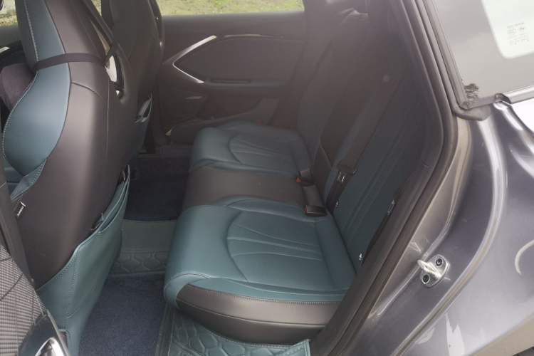 Used MG 7 2023 2.0T Automatic Trophy+ Ignition Glory Edition