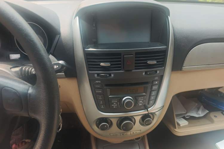 Used Buick Excelle 2011 1.6 LE-AT