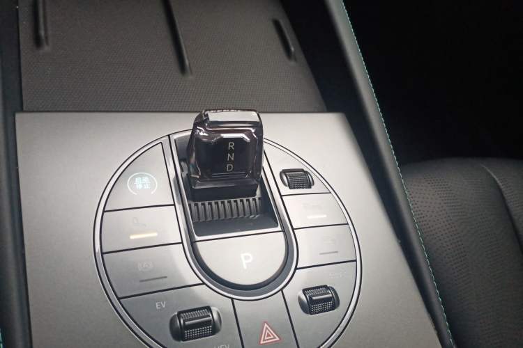 Used BYD Seal 06 New Energy 2024 DM-i 120KM Luxury Model
