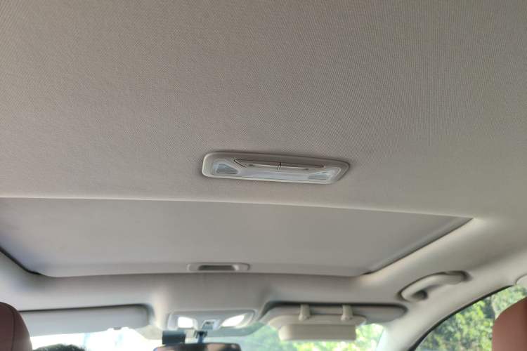 Used CHANGAN Eado 2022 PLUS Blue Whale NE 1.4T GDI DCT Prestige Edition Headliner