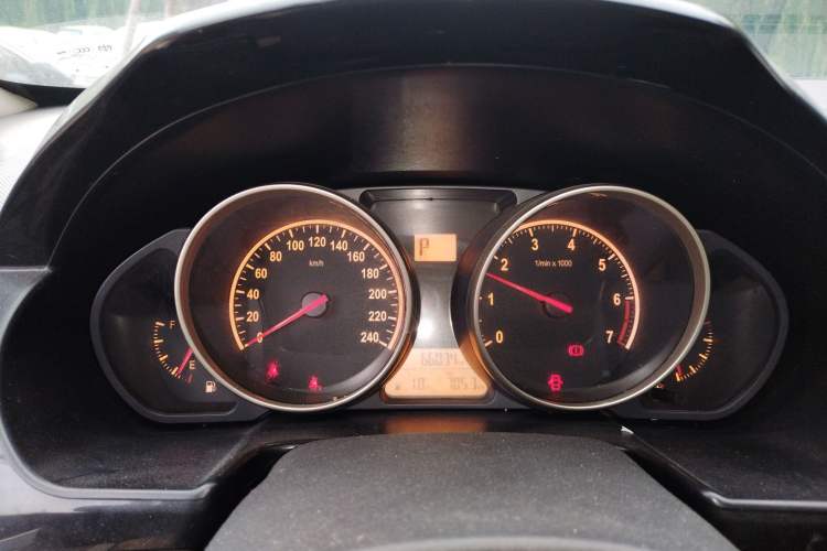 Used Brilliance H330 2013 1.5L Automatic Luxury Model
