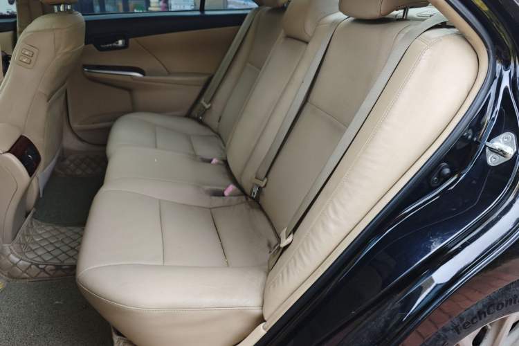 Used Toyota Camry 2013 2.0G Comfort Edition
