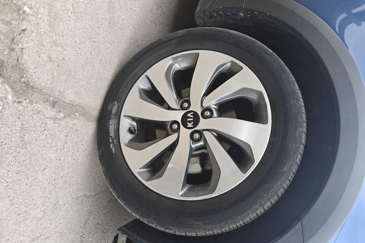 Used Kia KX Cross 2018 1.6L Automatic Dynamic Sunroof Version
