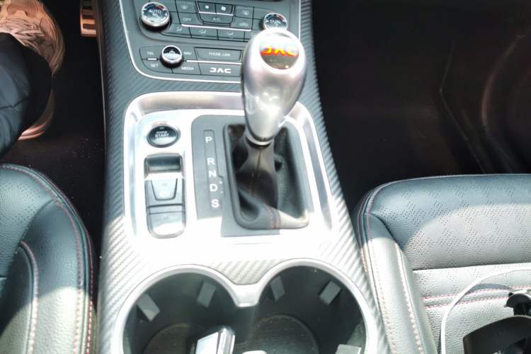 Used JAC Refine S7 2017 2.0T Automatic Luxury Model