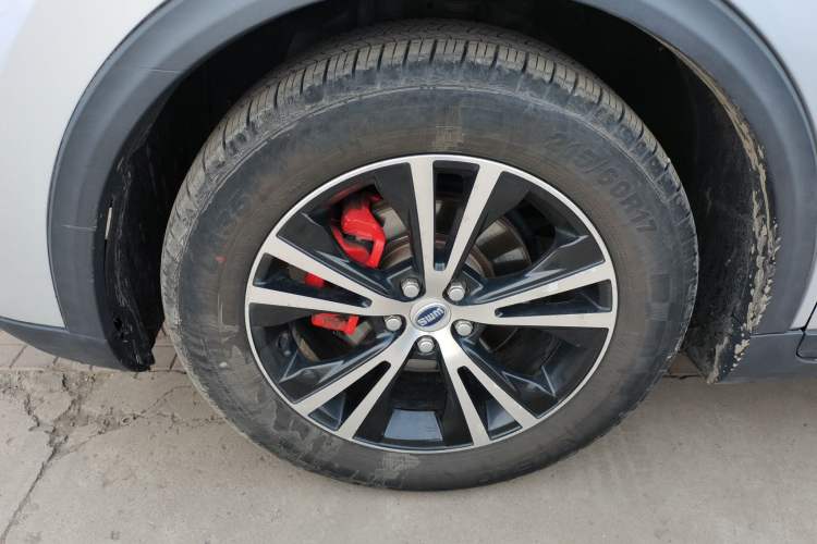 Used SWM X7 2016 1.8L Manual Luxury Edition 7 Seats
