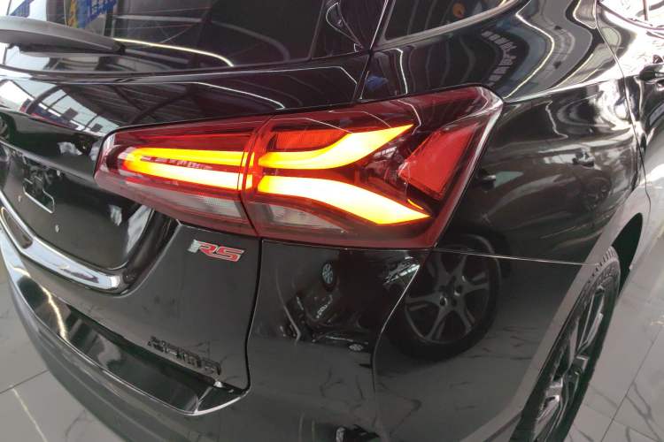 Used Chevrolet Equinox 2021 550T RS Smart Boundary-Pushing Edition