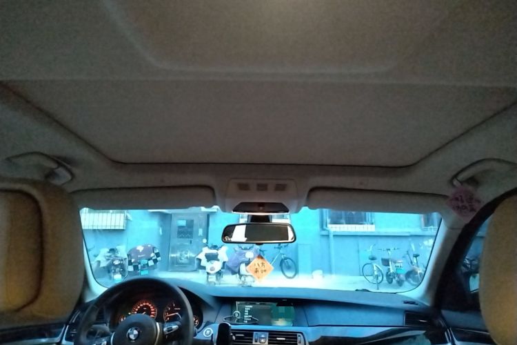 Used BMW 5 Series 2011 523Li Luxury Model