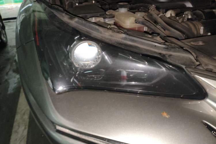 Used Lexus NX 2018 300 Front-Drive Freeline Edition Right Front Headlight