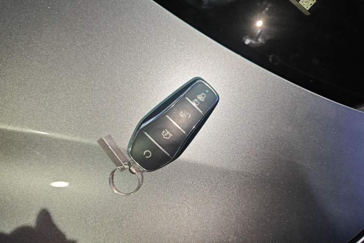 Used BYD Song L EV 2025 Intelligent Driving Version 662 km LiDAR Excellence Edition