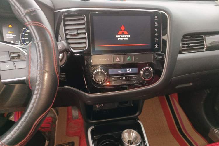 Used Mitsubishi Outlander 2020 2.0L Two-Wheel Drive Enjoyment Version 5 Seats
