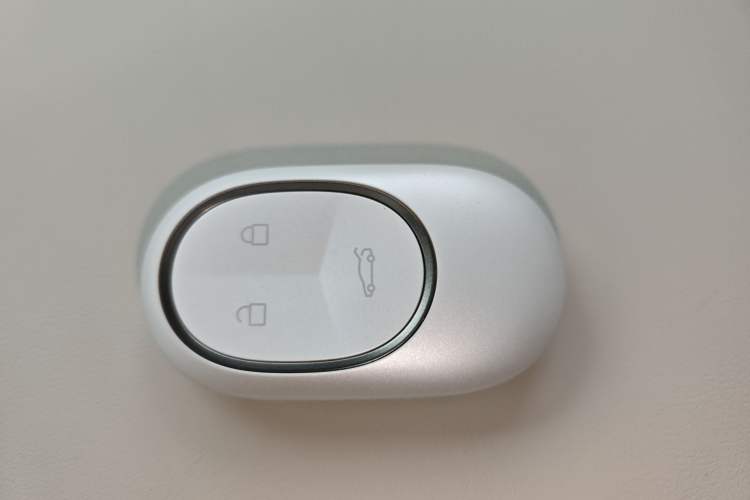 Used Nio ET7 2022 75 kWh Vehicle Key