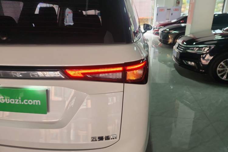 Used Wuling Jiachen 2022 1.5T CVT Smart Luxury Version

