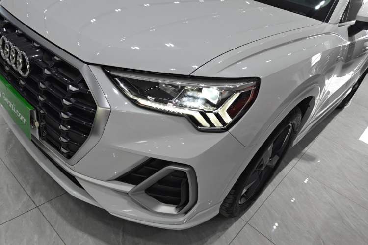 Used Audi Q3 2019 35 TFSI Fashion Dynamic Model