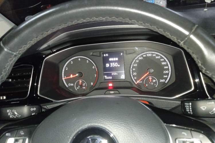 Used Volkswagen T-ROC 2019 280TSI DSG Two-Wheel Drive Comfort Version China VI Standard