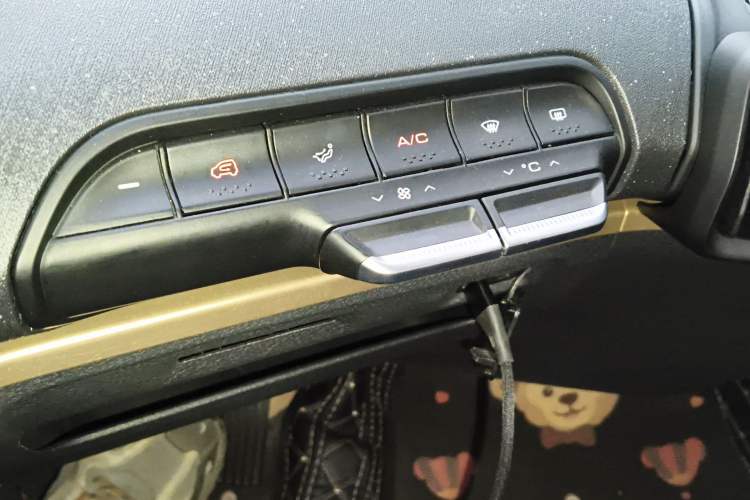 Used Baojun KiWi EV 2022 Artist Lite Edition Ternary Lithium