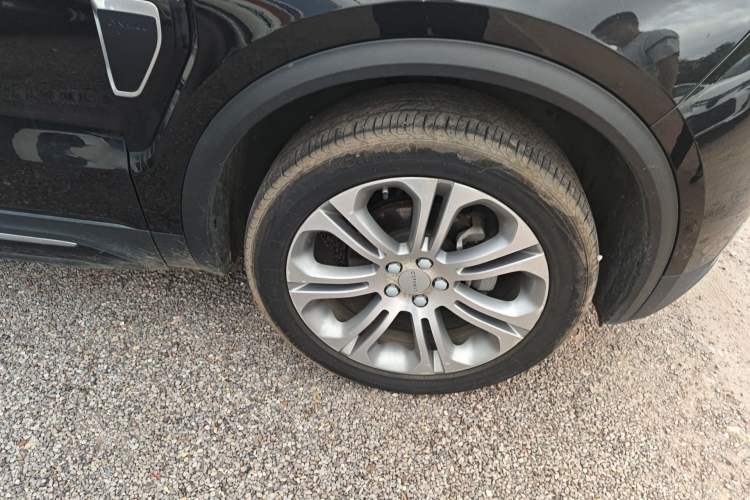 Used Lynk & Co 01 2019 2.0T Two-Wheel-Drive Pro Version China VI Standard Right Front Wheel Hub