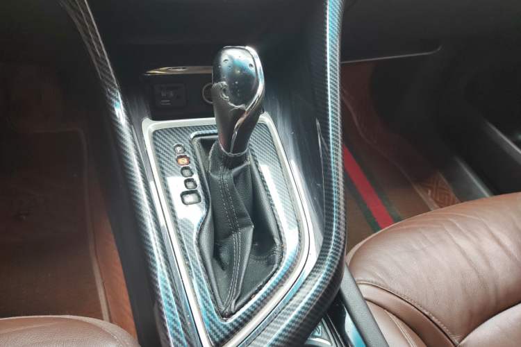 Used Buick GL6 2018 18T 5-seat Luxury Model
