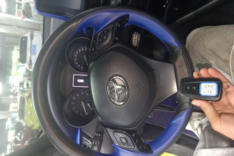 Used Toyota C-HR 2018 2.0L Leading Edition China V-standard