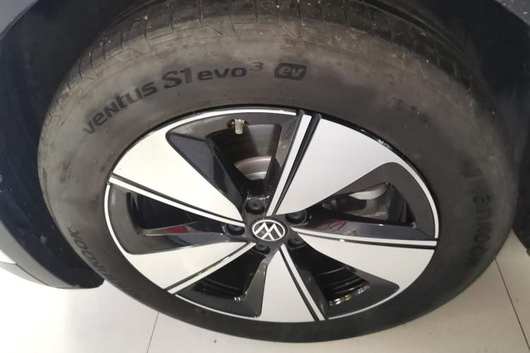 Used Volkswagen ID.4 X 2025 Smart Version Pure & Intelligent Enjoyment Edition