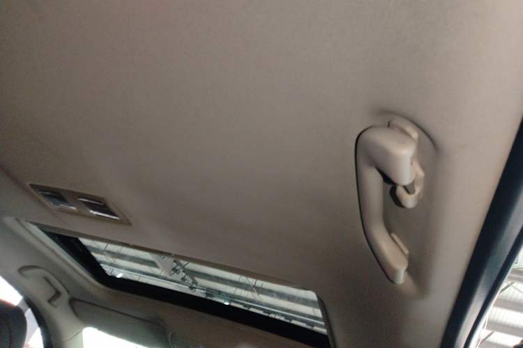 Used Mazda CX-8 2019 2.5L Two-Wheel Drive Prestige Version Headliner