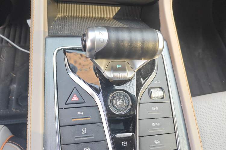 Used BYD Yuan PLUS 2023 Champion Edition 430KM Superior Model Gear Lever