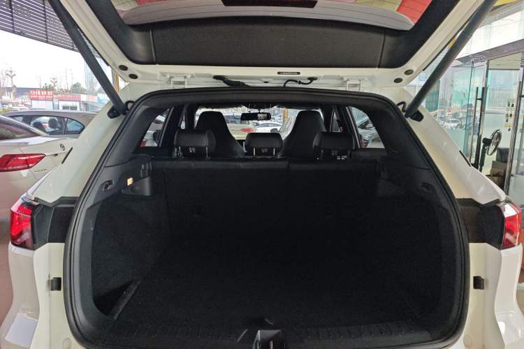 Used JAC QX PHEV 2023 120km Enjoyment Edition