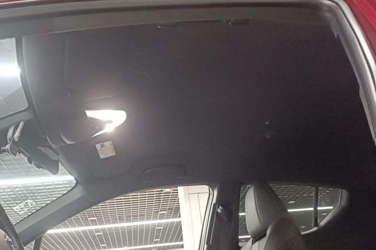 Used Toyota IZOA 2018 2.0L Yichi Version China VI Standard