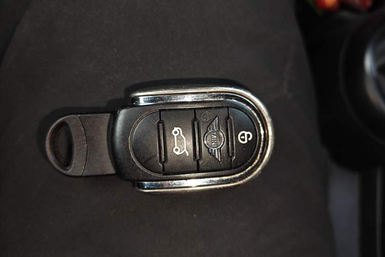 Used MINI MINI 2018 2.0T COOPER S Artist
