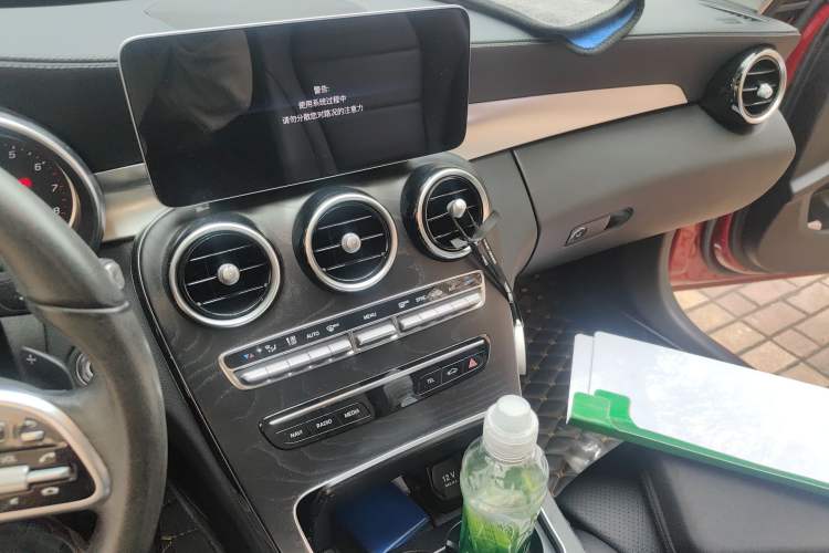 Used Mercedes-Benz C-Class 2019 C 180 L Dynamic Sports Edition Audio And AC Panel