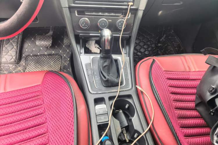 Used Volkswagen Golf 2019 200TSI DSG Comfort & Ambition Edition China VI Standard