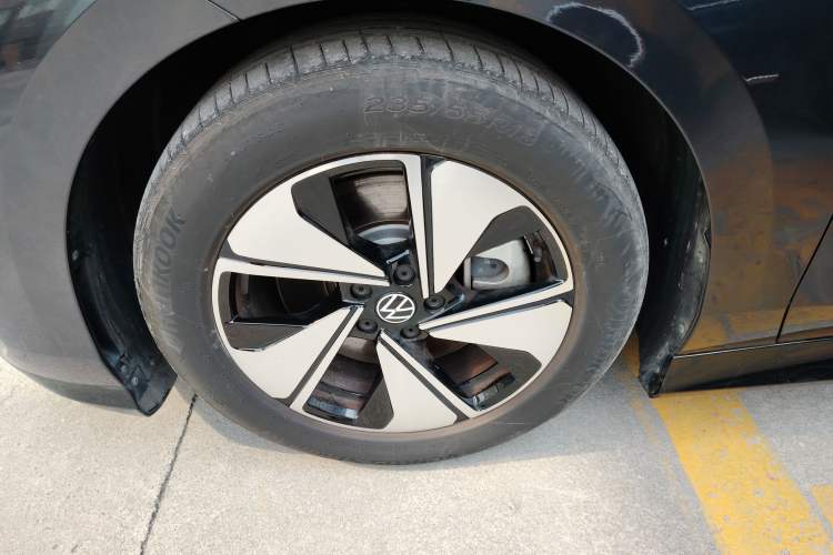 Used Volkswagen ID.7 VIZZION 2024 AIR model