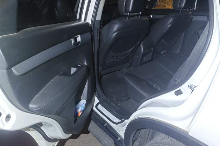 Used Kia Sorento 2013 2.2T 5-Seater Diesel Luxury Edition Left Rear Seat