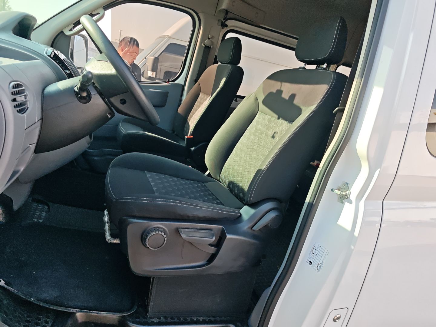 Interior delantero