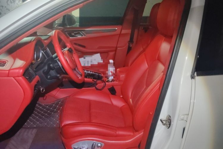 Used Porsche Macan 2017 Macan 2.0T Left Front Seat