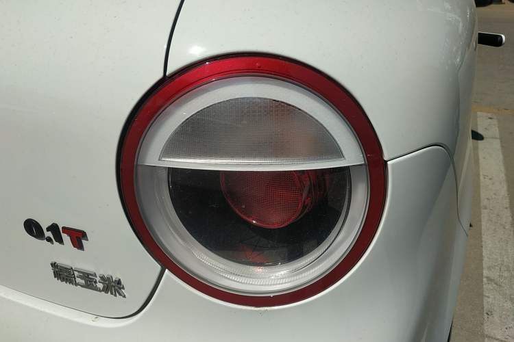 Used CHANGAN NEVO Lumin 2023 205km Xiangqin Version Right Rear Taillight