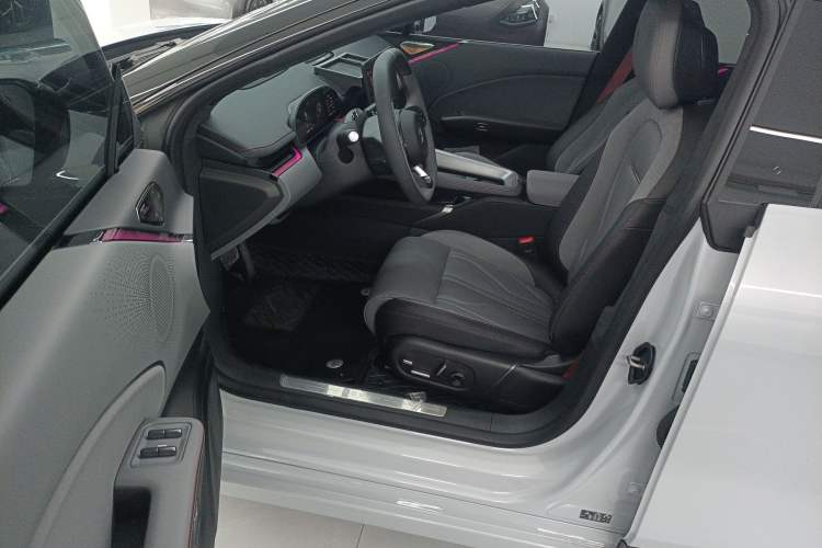 Used Zeekr 007GT 2025 Rear-Drive Intelligent Driving Version 75 kWh