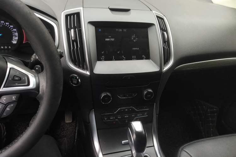 Used Ford Edge 2018 EcoBoost 245 Two-Wheel-Drive Titanium 7-Seater China V Standard
