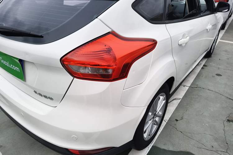 Used Ford Focus 2017 Hatchback 1.6L Automatic Fashion Edition Smart Drive Version