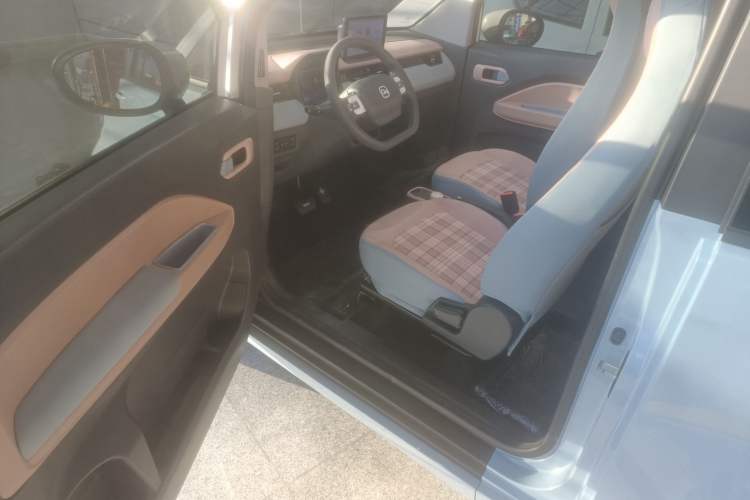 Used Chery QQ Ice Cream 2024 Edition Youth Version 205km Sundae
