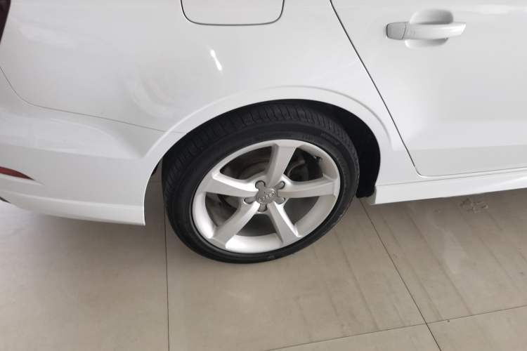 Used Audi A3 2017 Limousine 35 TFSI Fashion Model