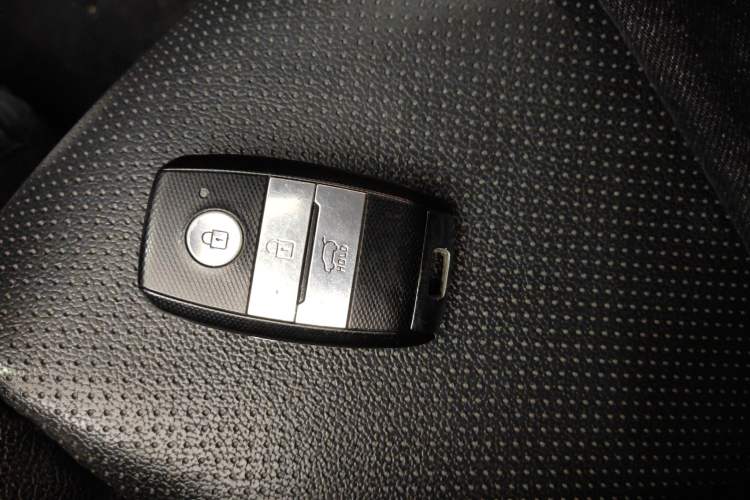 Used Kia KX3 2017 1.6L Automatic Aoya Version