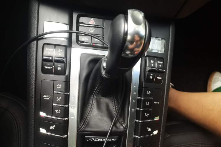 Used Porsche Macan 2014 Macan 2.0T
