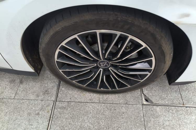 Used BYD Han 2024 DM-i Glory Edition 121KM Premium Model