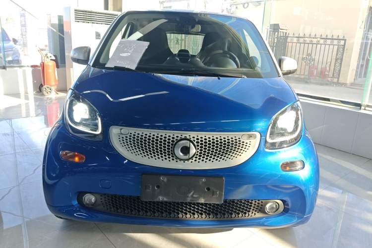 Used smart fortwo 2018 0.9T 66 kW Hardtop Sharp Edition China V
